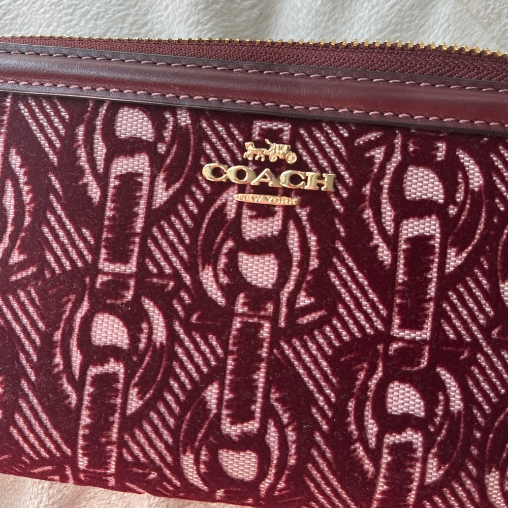 Coach Maroon Wallet - Picture 5 of 5